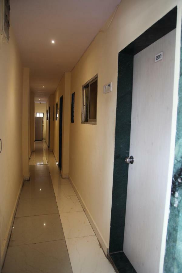 Omega Residency Hotel Bombay Esterno foto